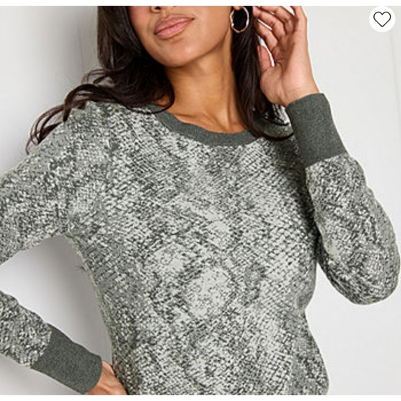 Worthington Gray Snakeskin Crewneck Sweater - Picture 1 of 12